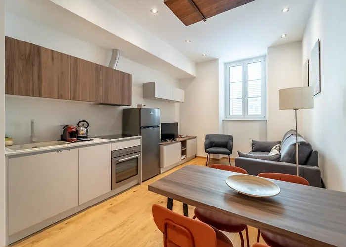 Guesthost - Palazzo Machiavelli - Elegant X4 *