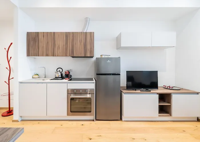 Guesthost - Palazzo Machiavelli - Elegant X4