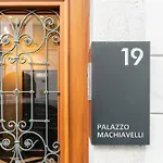 Guesthost - Palazzo Machiavelli - Elegant X4