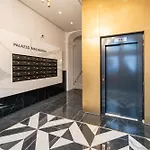 Guesthost - Palazzo Machiavelli - Elegant X4 Apartment *